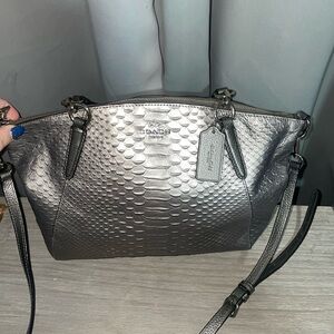 Coach Crossbody Silver Metallic